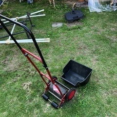 手動芝刈り機