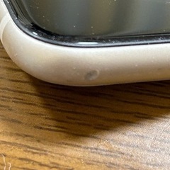 iPhonese3世代ホワイト