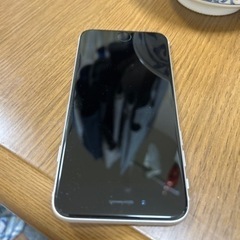 【ネット決済・配送可】iPhonese3世代ホワイト