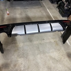 ！最終値下げ！200系ハイエース　Essex ver2リアバンパー