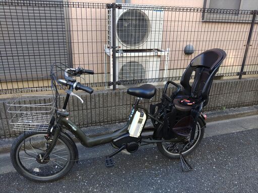 Ｆ19️土日も️お子様と土足のままいろいろなタイプの電動自転車ご試乗可能  電動自転車・リサイクル専門店　　ご試乗をしてから、ご購入できます。  ２０インチ、チャイルドシート、２人乗り、３人乗り、１人乗り電動自転車  バカ良心的な電動自転車屋１００日間・安心の無料点検・️無料交換保証サービス付き  後ろチャイルドシートを大きめのかごに変更のオプション無料です。  バッテリーは新品の９０％以上の性能です。  １回の充電で３０Ｋｍ