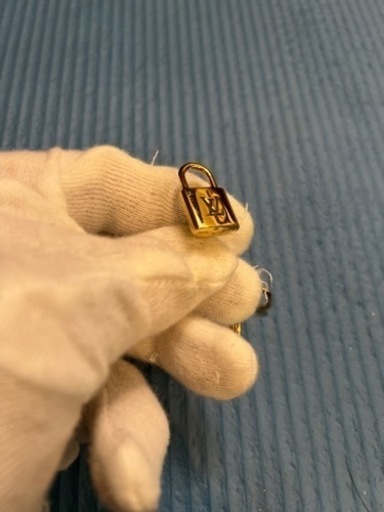 未使用に近い ルイ・ヴィトン LOUIS VUITTON カフス ルイ・ヴィトン