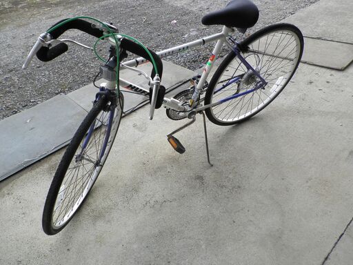 ＨＵＦＦＹ　ロードバイク TRIATHLITE PRO １２段ギア ２７インチ ホワイト タイヤ前後新品