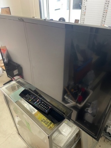 2020年　シャープ　32型　液晶テレビ
