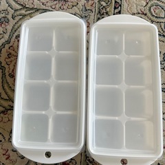 簡単な製氷器(ケース)