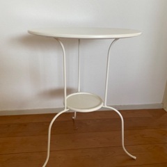 IKEAコーヒーテーブル（直径50cm）白