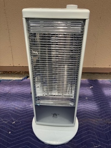 Aladdin アラジン 遠赤外線グラファイトヒーター AEH-G105N W(ホワイト）自動首振り機能 4段階切り替え　2021年製