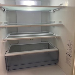 2019年製アクア4ドア冷蔵庫　AQR36H 綺麗です。