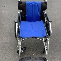 車椅子 ノーパンクタイヤ 軽量 コンパクト 自走式 A101-D...