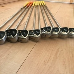 【値下げしました】ゴルフ用品セット