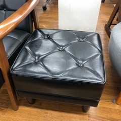 カリモク60 2人掛けソファー　オットマン付　77,000円