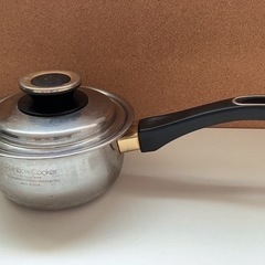 タッパーウェアのレインボークッカー17cm片手鍋
