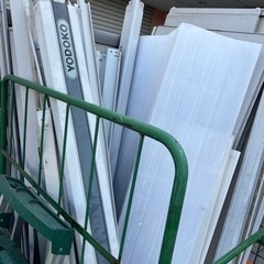 値下げ◎ヨドコー 物置 3枚扉 組立てれる方限定