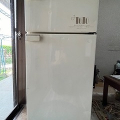 レトロ冷凍冷蔵庫