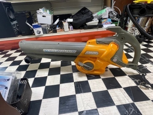 【リサイクルサービス八光】RYOBI ブロワバキューム RESV-1000