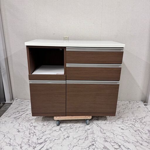 W 18147  NITORI キッチンカウンター レンジボード オートクロージング   ◆大阪市内・東大阪市他 6,000円以上ご購入で無料配達いたします！◆ ※京都・高槻・枚方方面◆神戸・西宮・尼崎方面◆生駒方面、大阪南部方面　それぞれ条件付き無料配送あり！