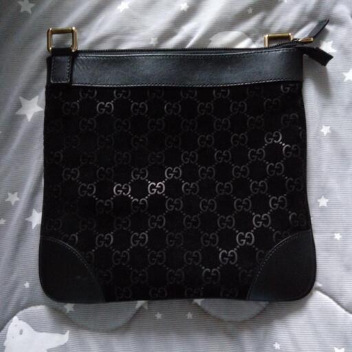 GUCCIバッグ