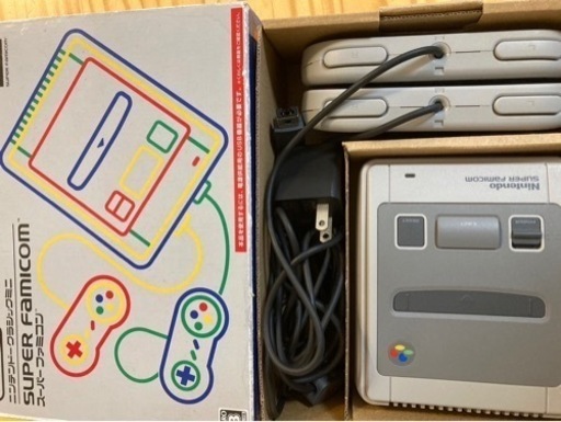 ニンテンドウクラシックミニ　スーパーファミコン \n