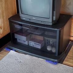東芝21型テレビとテレビ台