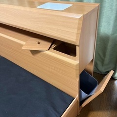 小傷・旧モデルでお得に✨当店史上最多機能✨ワイドダブルサイズベッドフレーム！