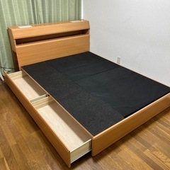 小傷・旧モデルでお得に✨当店史上最多機能✨ワイドダブルサイズベッドフレーム！