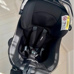 Combiチャイルドシート(取扱説明書あり)・シート保護カバー
