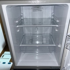 冷蔵庫　2021年製　綺麗な状態です　価格交渉可
