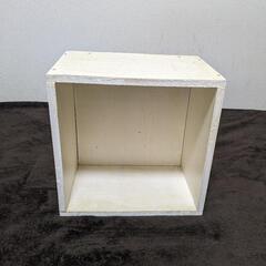 木製カラーボックス・白（30cm x 20cm x 30cm）