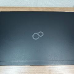 特価限定品〉0462 Fujitsu Lifebook U939/B Core i5第8.5世代 SSD高速 
