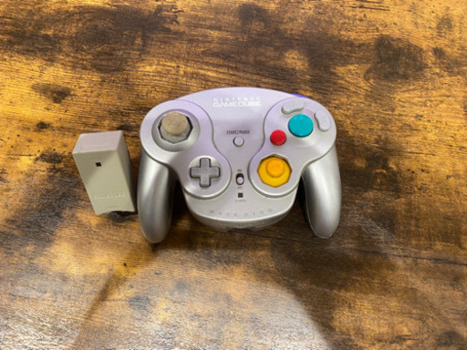 ゲームキューブコントローラー　ワイヤレス