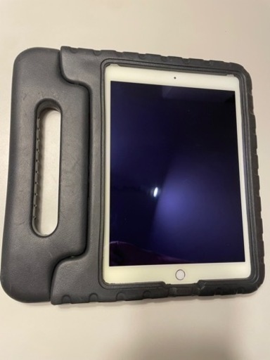 iPad Air2 64㎇　au