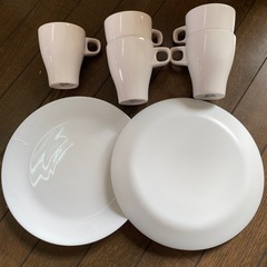 IKEA マグカップ 白いお皿5枚もセットです。 生活雑貨 食器...