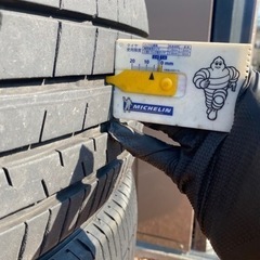 22年製ダンロップ BUERO215/55r18車のパーツ タイヤ、ホイール