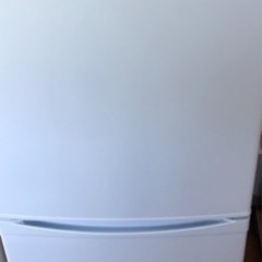 手頃なサイズの冷蔵庫です。