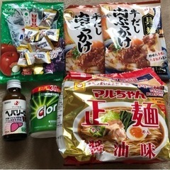 マルちゃん生麺　醤油味　5食　ラーメン　飴　お菓子　クロレッツ　...