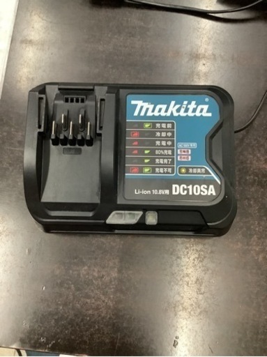 マキタ　バッテリーBL1015と充電器DC10SAセット　　リサイクルショップ宮崎屋　佐土原店　24.8.19F