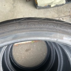 値下げしました！タイヤ4本セット 225/30ZR20