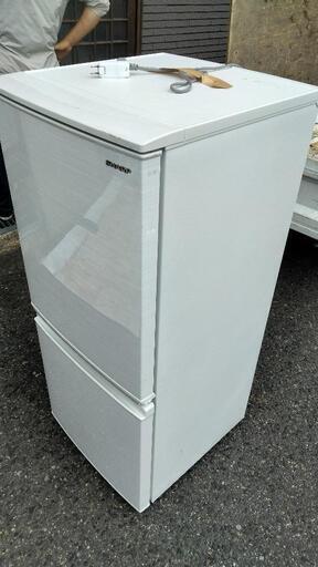 SHARP ノンフロン冷凍冷蔵庫 2016年製 137L TA2020 愛品館江戸川店】SHARP 137L 2ドア 冷蔵庫 （2020年製） ID:143