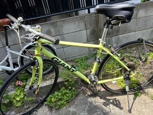 自転車 クロスバイク　giant ジャンク\n