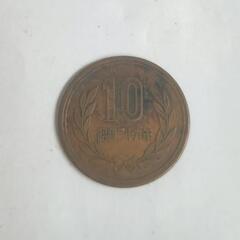 ギザ10初めて発行された昭和26年の10円玉硬貨　希少　レア　　 
