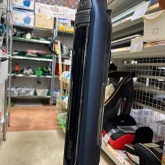 🦈コンパクト設計🦈コードレススティッククリーナー Shark 充電式掃除機🦈CS401JRB 26 2020年式🦈