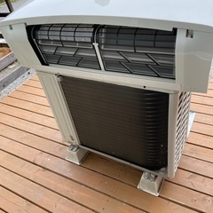 2017年製 Panasonic ルームエアコン 2.2kW CS-EX227C-W　　