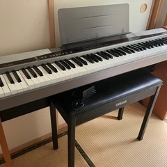 電子ピアノ　PRIVIA PX-500L