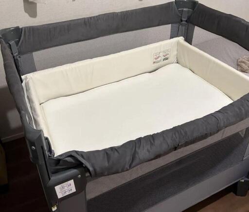 Aprica　ココネルエアープラス　グレー　ベビーベッド　ベビーサークル　子供用品