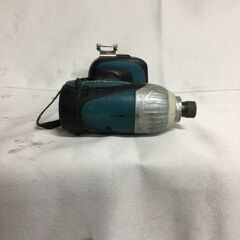 【北見市発】マキタ makita 充電式インパクトドライバー TD131D 青 バッテリー BL1440 4.0Ah  1個 BL1450 5.0Ah 3個 電動工具 DIY (D5786nwraY)