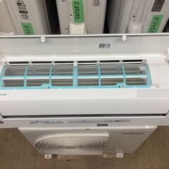 K05344　中古エアコン 東芝 2020年製 主に6畳用 冷房能力 2.2KW / 暖房能力 2.2KW