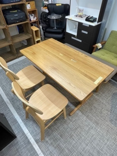 値下げしました！配達可【ダイニング4点セット】クリーニング済み  