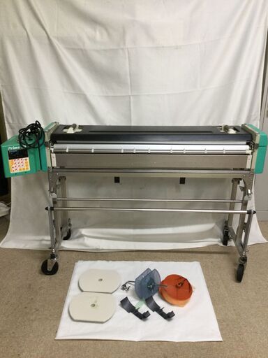 【北見市発】KYOKUTO 極東 自動壁紙糊付機 Prime-SⅡ 緑 工事 業務用 (D5793sxxY)