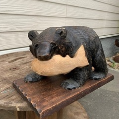 熊の木彫り