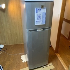 【中古・動作良好】HITACHI  ノンフロン冷凍冷蔵庫  R-...